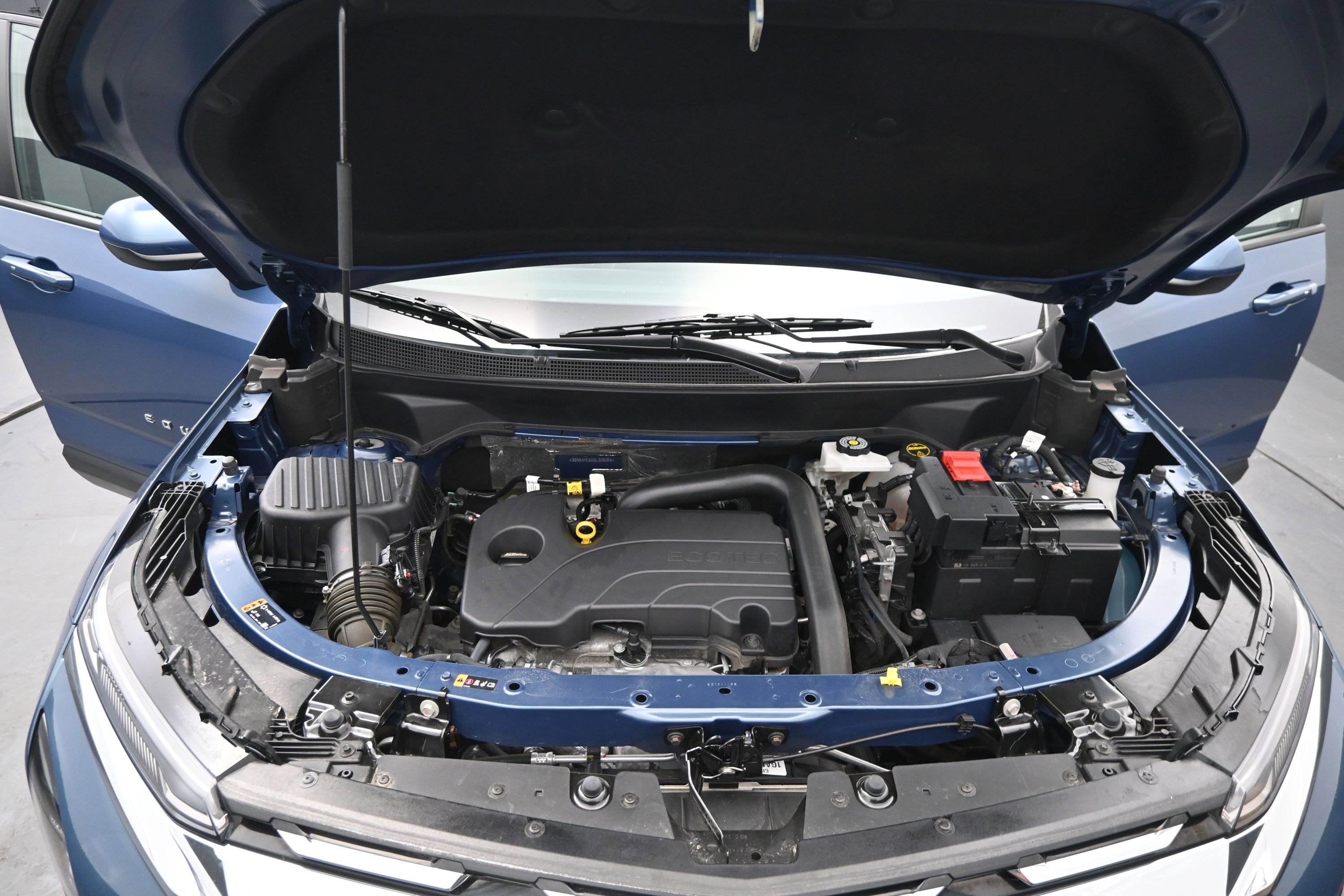 Used 2025 Chevrolet Equinox LT FWD image 22