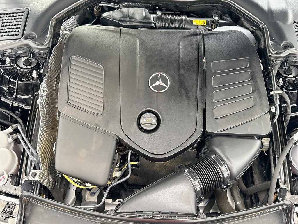 Certified 2024 Mercedes-Benz C 300 4MATIC Sedan image 28