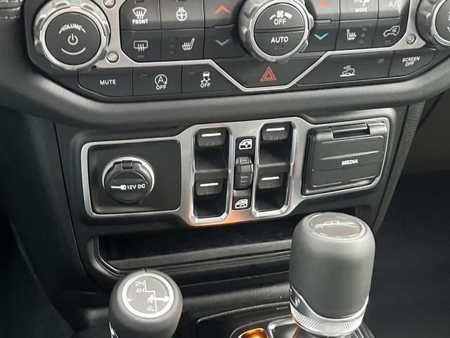 New 2026 Jeep Gladiator Mojave AWD/4WD image 30