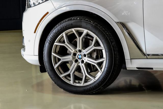 Used 2022 BMW X7 xDrive40i w/ Executive Package image 49