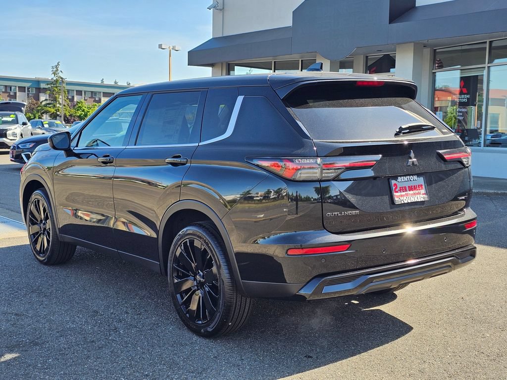 New 2026 Mitsubishi Outlander LE AWD/4WD image 7