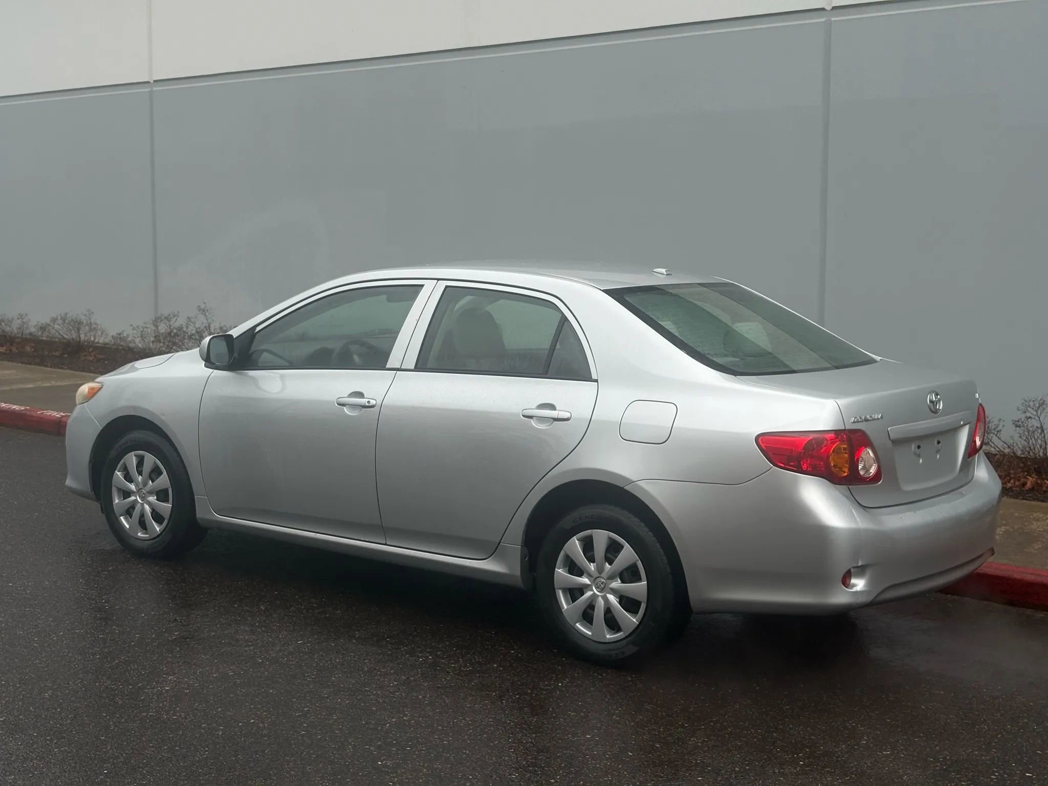 Used 2009 Toyota Corolla S FWD image 4