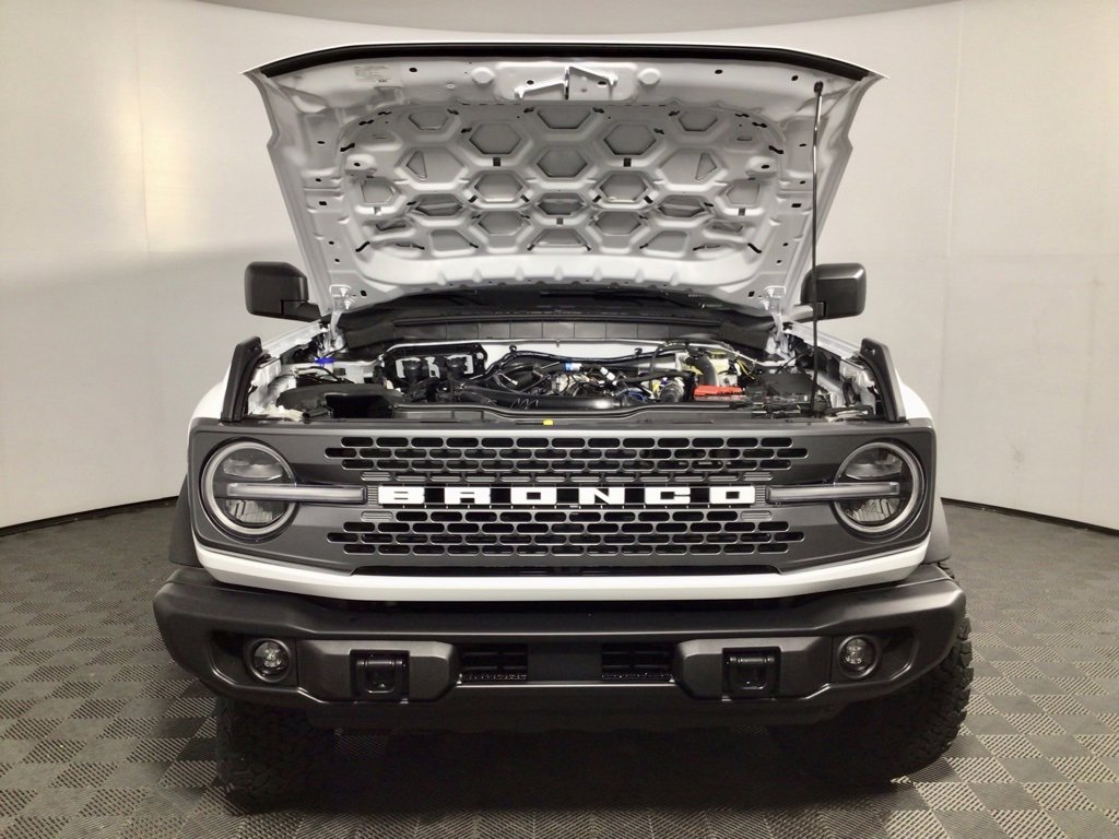 New 2025 Ford Bronco Badlands image 6