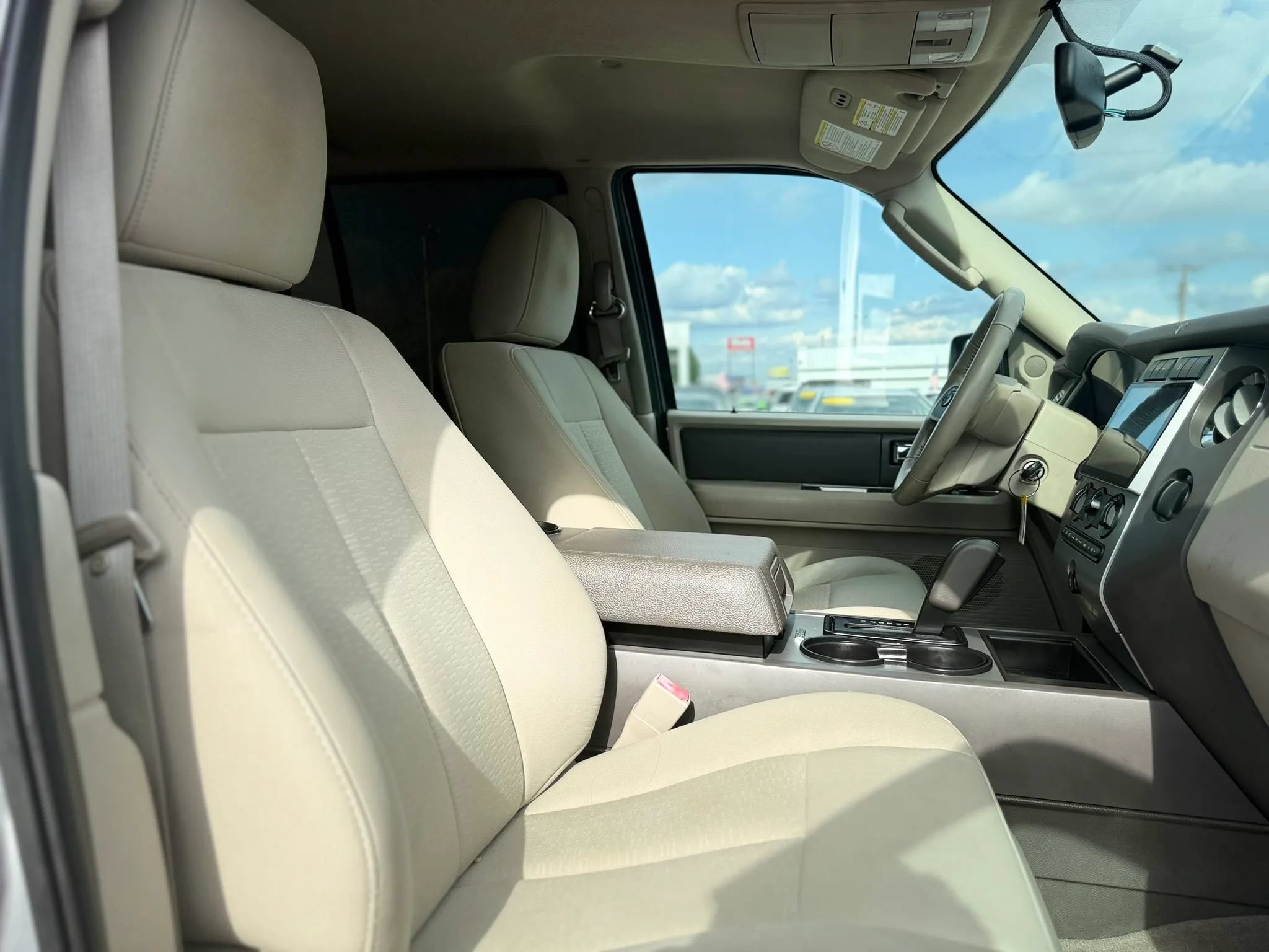 Used 2012 Ford Expedition XLT w/ HD Trailer Tow Pkg AWD/4WD image 23