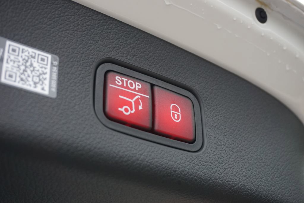 New 2026 Mercedes-Benz GLC 300 4MATIC image 76