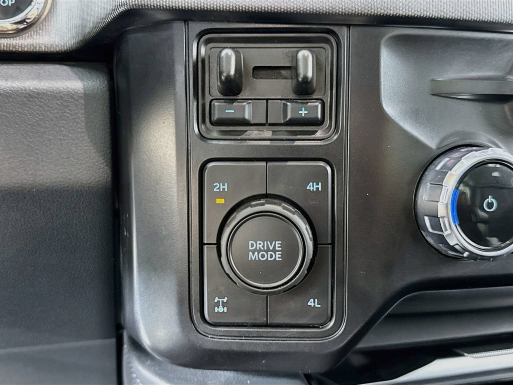 Used 2026 Ford F350 Platinum AWD/4WD image 20
