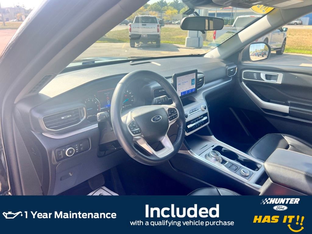 Used 2023 Ford Explorer XLT w/ Equipment Group 202A image 8