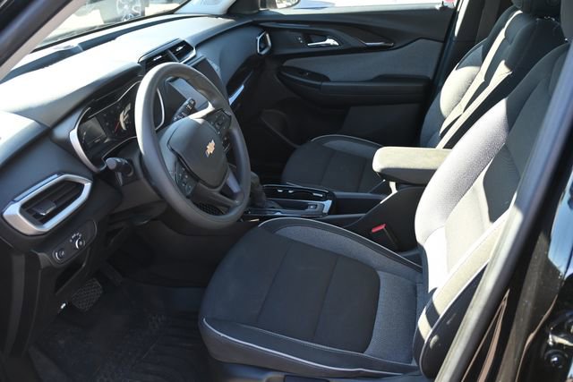 Used 2023 Chevrolet TrailBlazer LS image 9