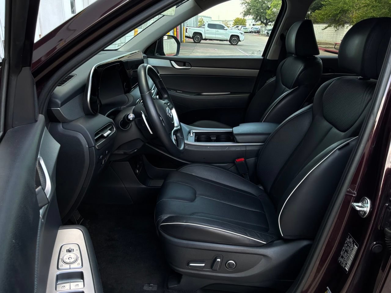 Used 2025 Hyundai Palisade SEL FWD image 10