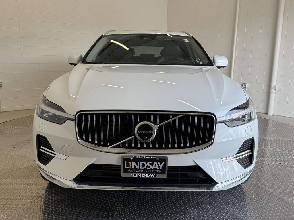 Used 2023 Volvo XC60 T8 Ultimate w/ Climate Package AWD/4WD image 8