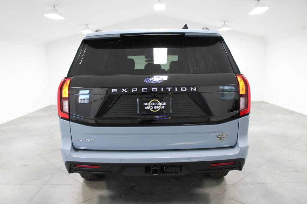 New 2026 Ford Expedition Active image 7