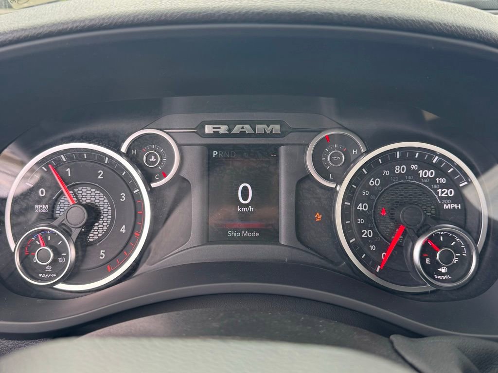 New 2026 RAM 5500 Tradesman AWD/4WD image 18