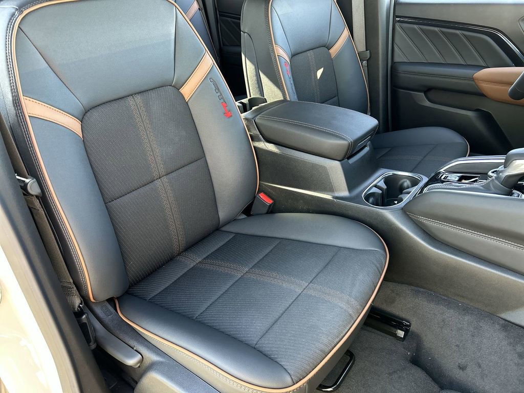 New 2026 GMC Canyon AT4 AWD/4WD image 27