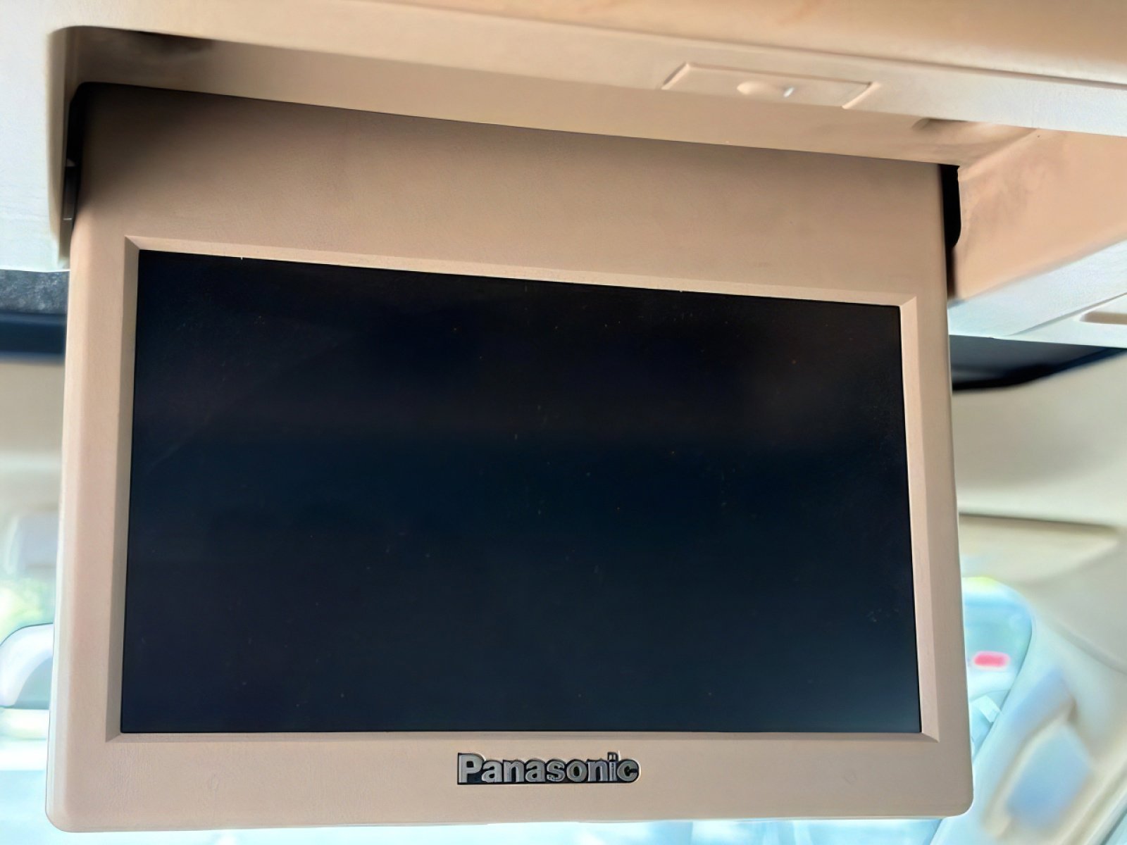 Used 2009 Buick Enclave CXL w/ Entertainment Package #4 FWD image 16