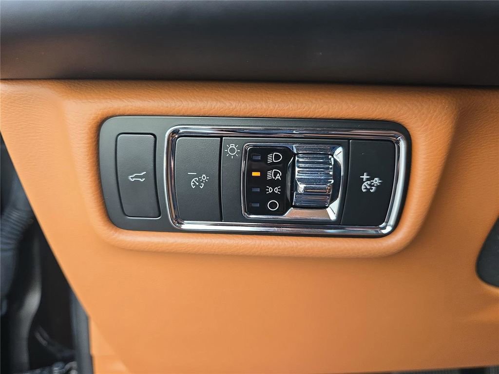 New 2025 Lincoln Aviator Black Label image 29