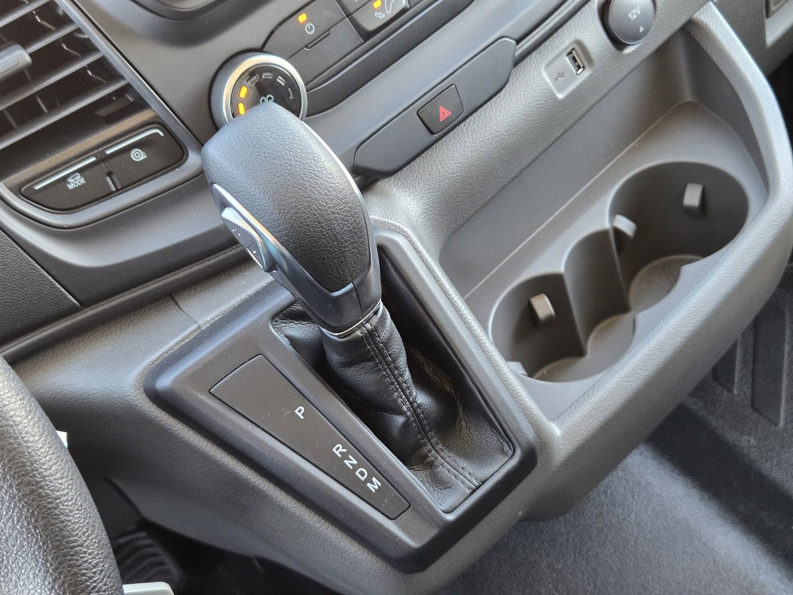 New 2024 Ford Transit 150 Low Roof image 18