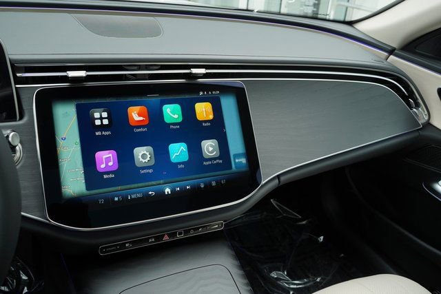 New 2026 Mercedes-Benz E 350 4MATIC Sedan image 16