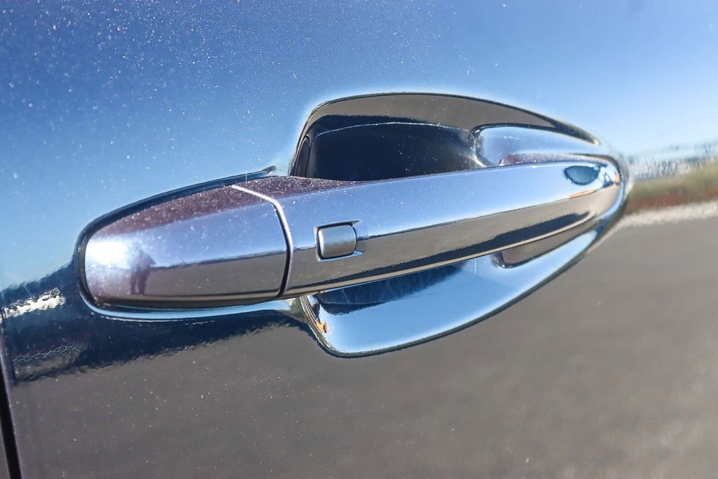 Used 2022 Kia Niro EX Premium image 13