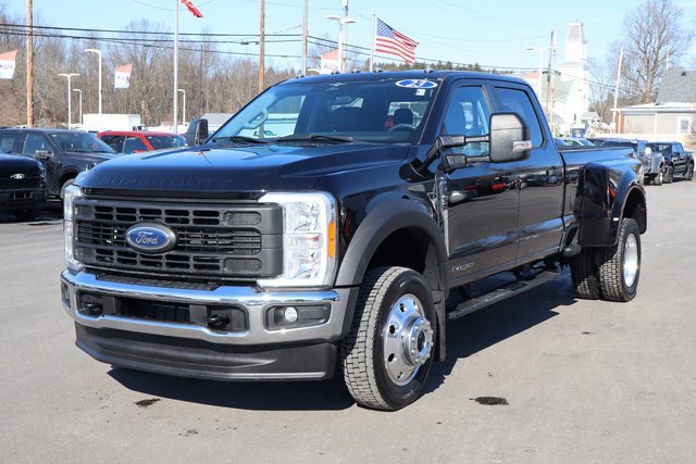 Used 2023 Ford F450 XL w/ Snow Plow/Camper Package image 13