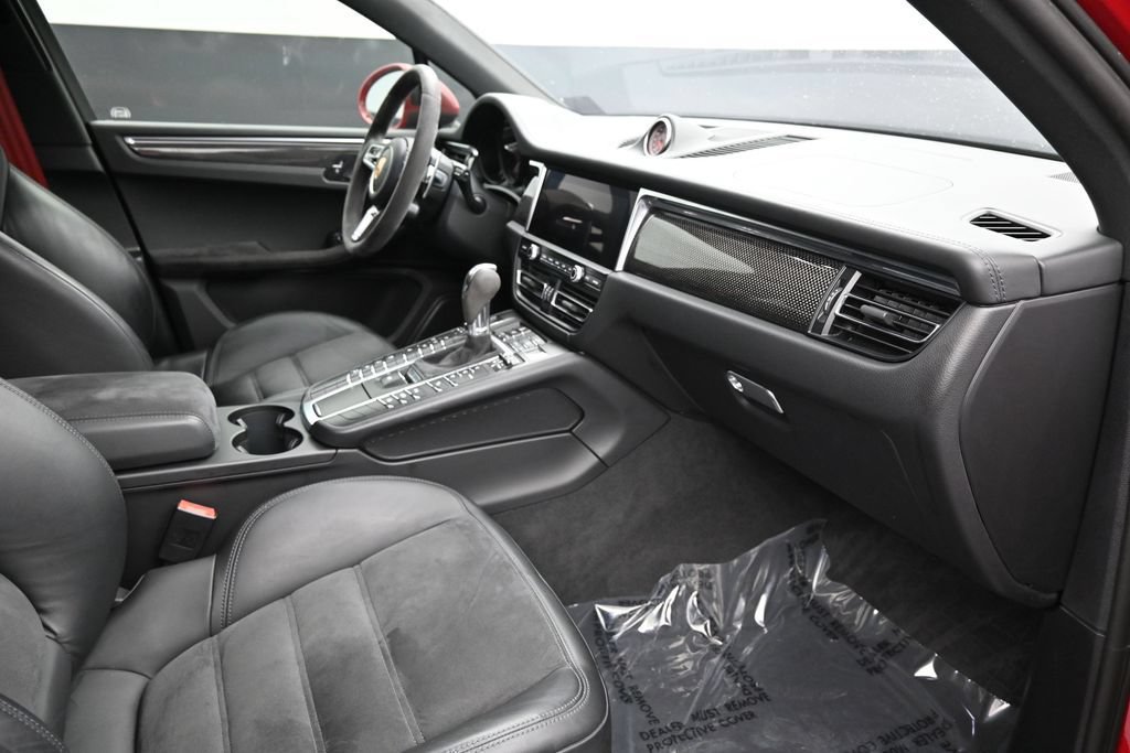 Used 2021 Porsche Macan GTS w/ Sport Chrono Package AWD/4WD image 22