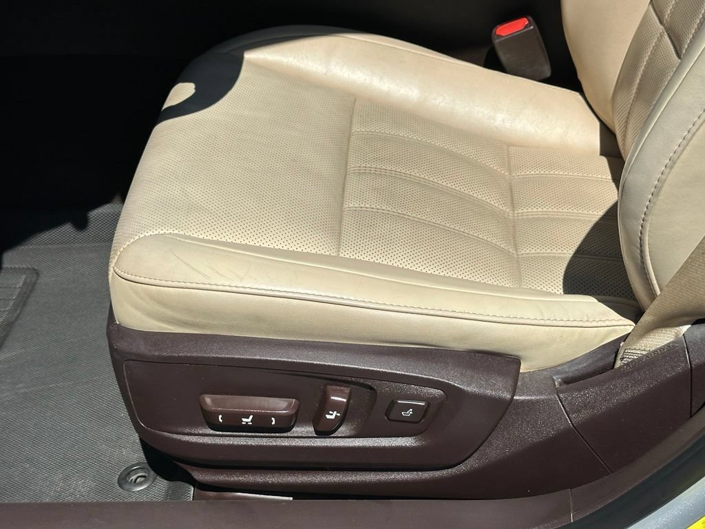 Used 2017 Lexus ES 350 w/ Luxury Package FWD image 13