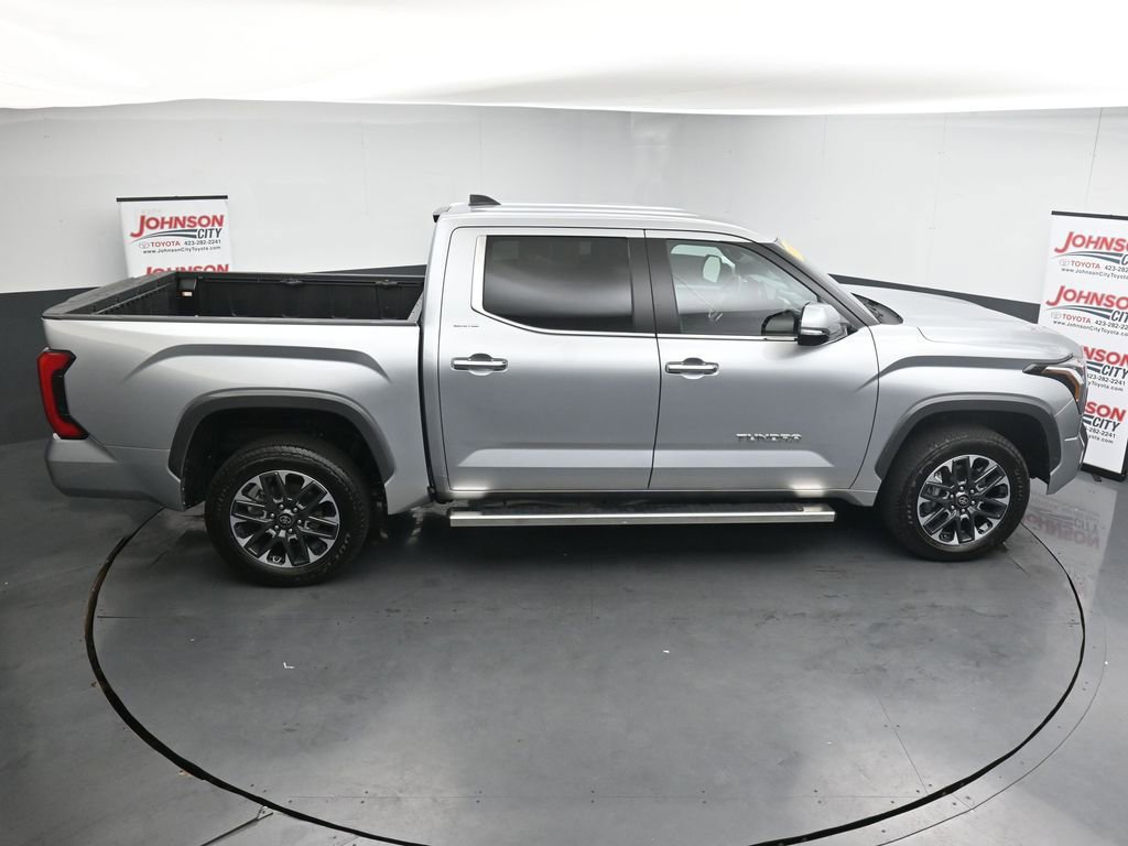 Used 2026 Toyota Tundra Limited AWD/4WD image 31