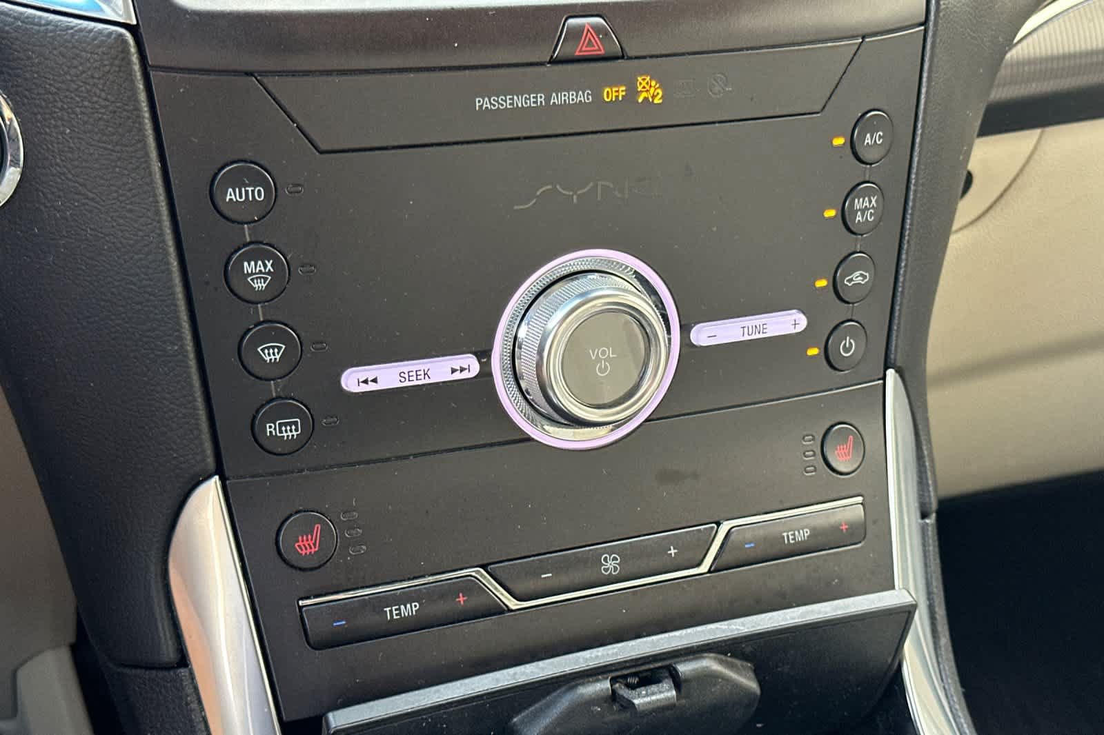 Certified 2020 Ford Edge Titanium AWD/4WD image 21
