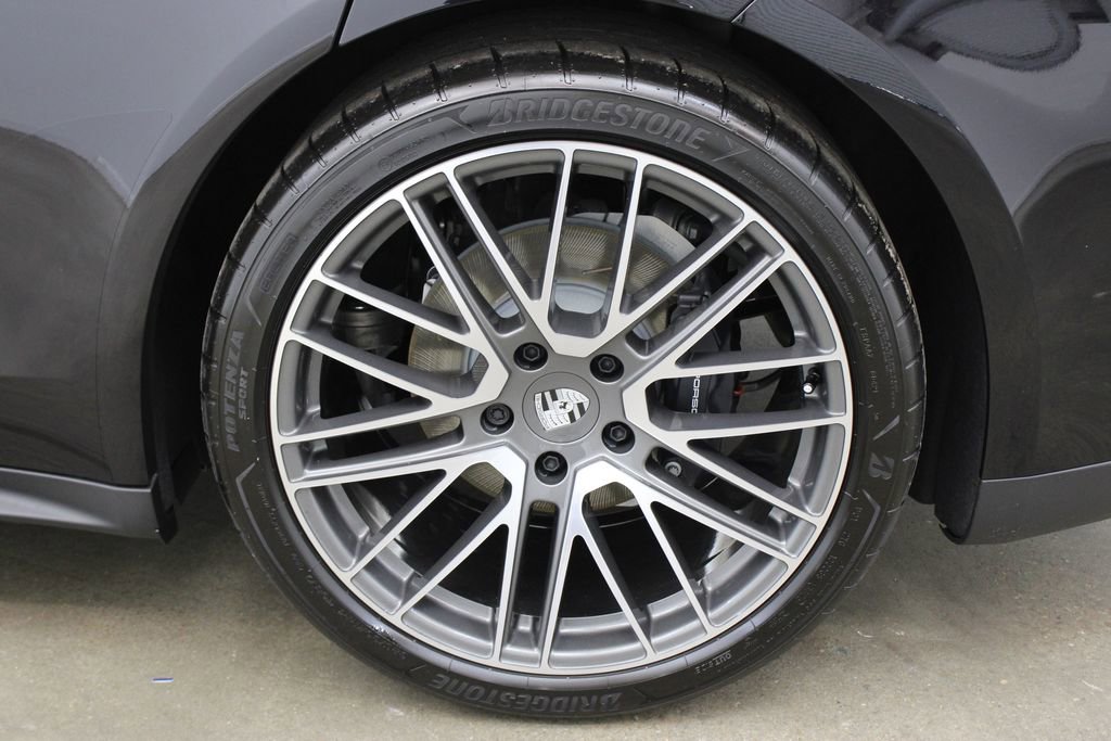 New 2026 Porsche Panamera image 13
