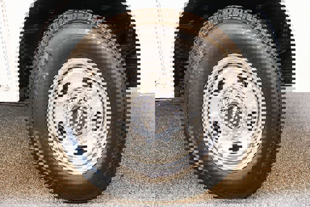 New 2026 Ford F250 XL w/ XL Chrome Package image 16