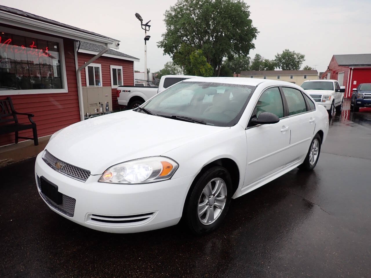 Used 2012 Chevrolet Impala LS FWD image 3