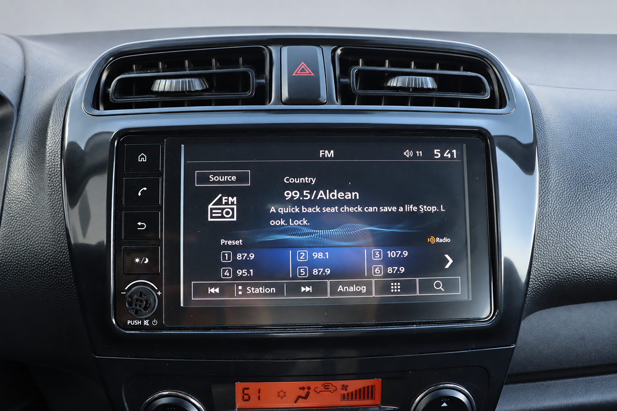Used 2024 Mitsubishi Mirage ES FWD image 33