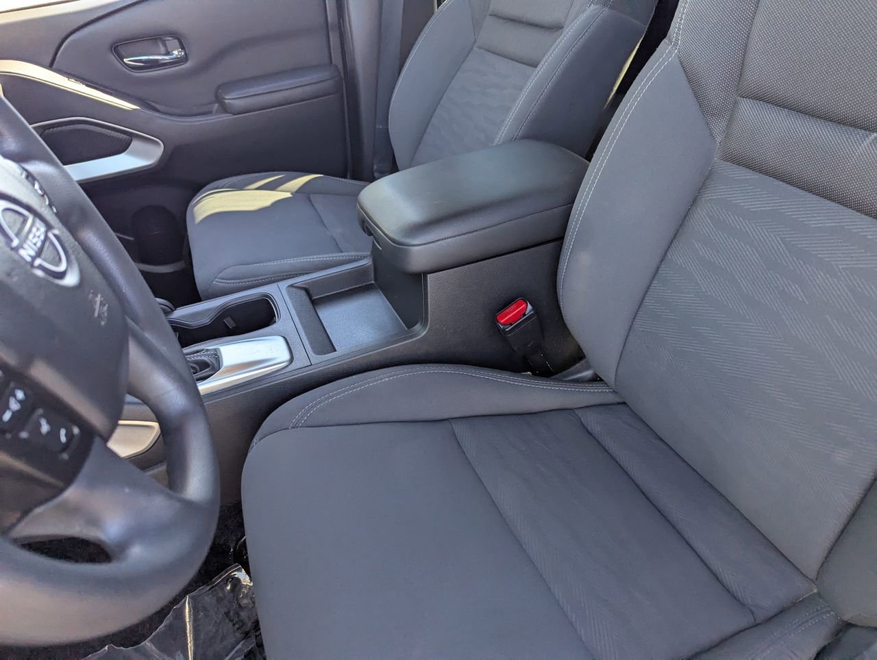 Certified 2024 Nissan Frontier SV image 20