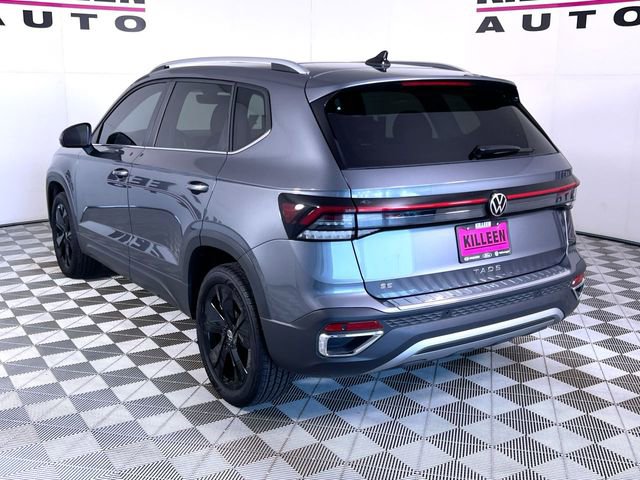 Used 2025 Volkswagen Taos SE image 5