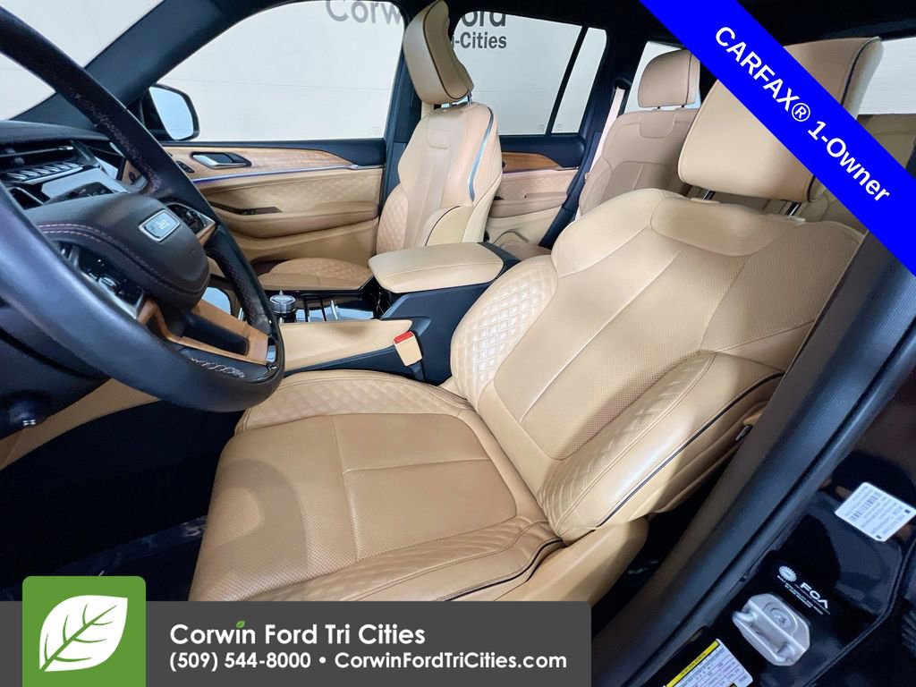 Used 2023 Jeep Grand Cherokee Summit image 25