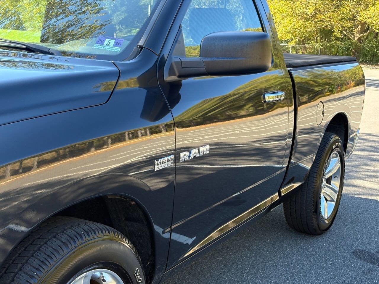 Used 2009 Dodge Ram 1500 Truck SLT image 12
