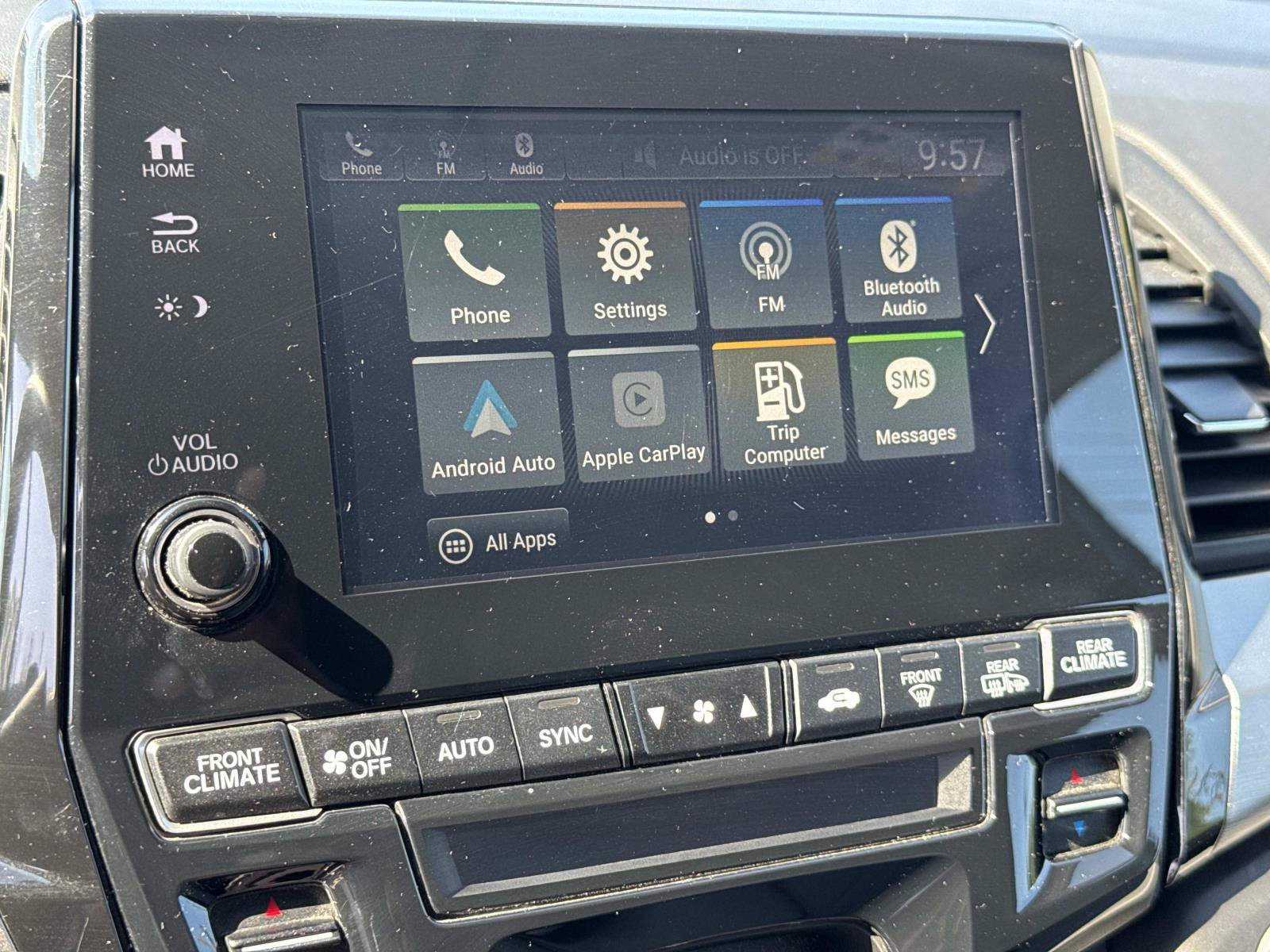 Used 2018 Honda Odyssey EX image 4