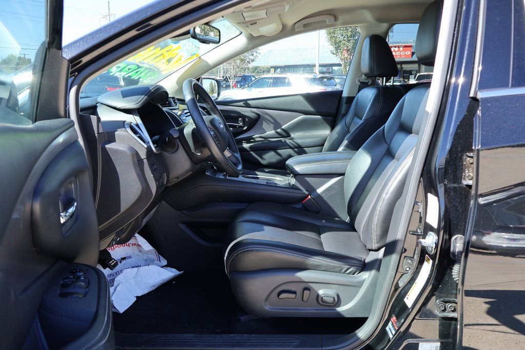 Used 2023 Nissan Murano SV image 7