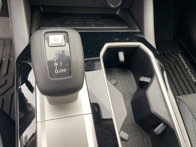 New 2025 Mitsubishi Outlander SE image 29