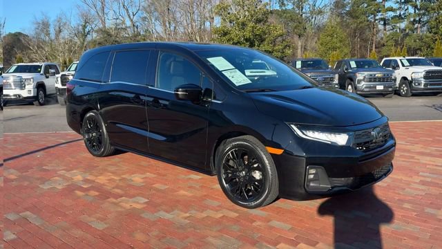 Certified 2025 Honda Odyssey Sport-L image 3