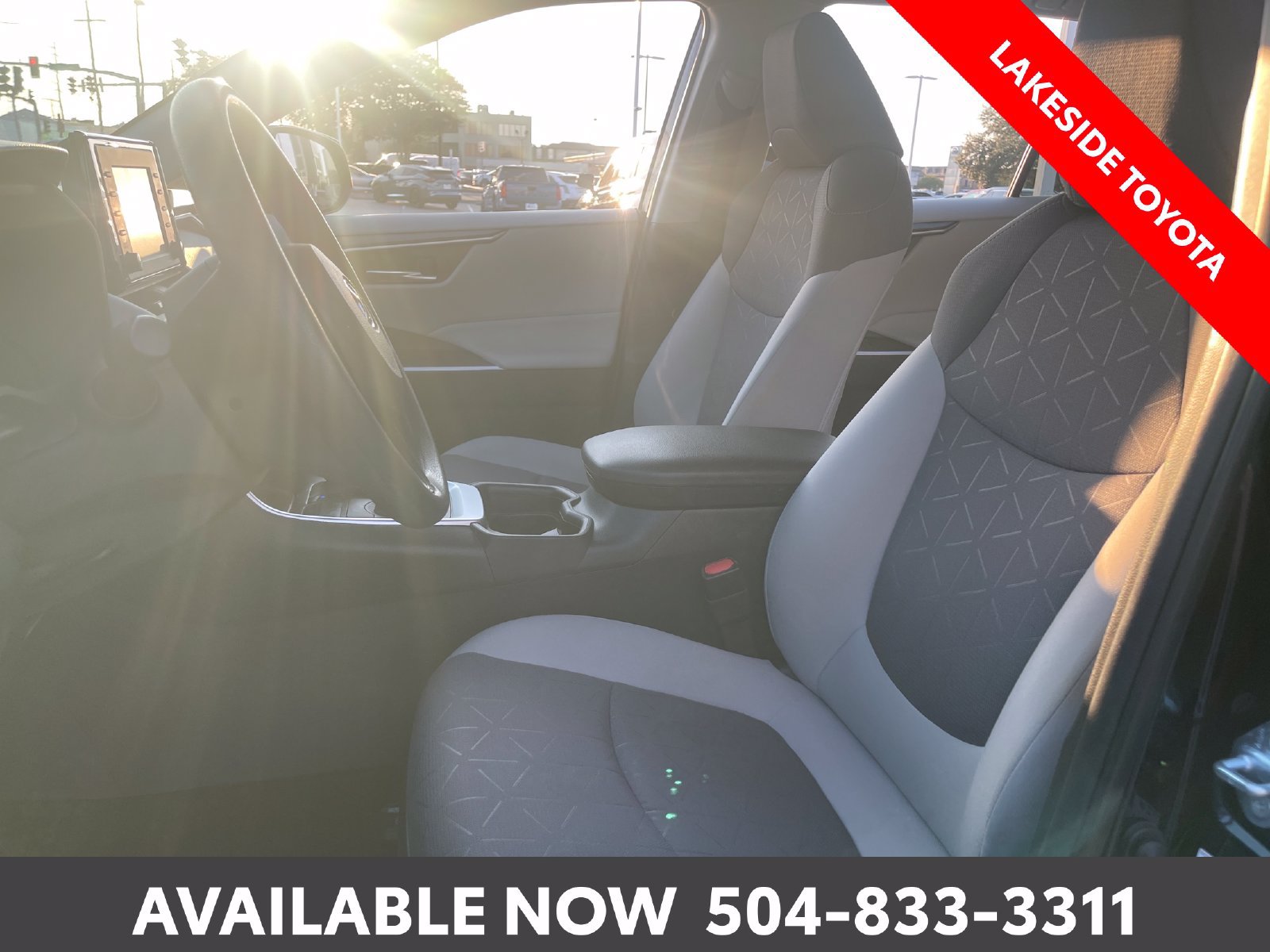 Used 2021 Toyota RAV4 XLE w/ Convenience Package AWD/4WD image 24