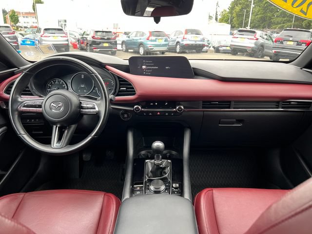 Used 2022 MAZDA MAZDA3 s FWD image 11