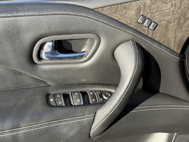 Used 2022 INFINITI QX80 Luxe w/ Cargo Package RWD image 23