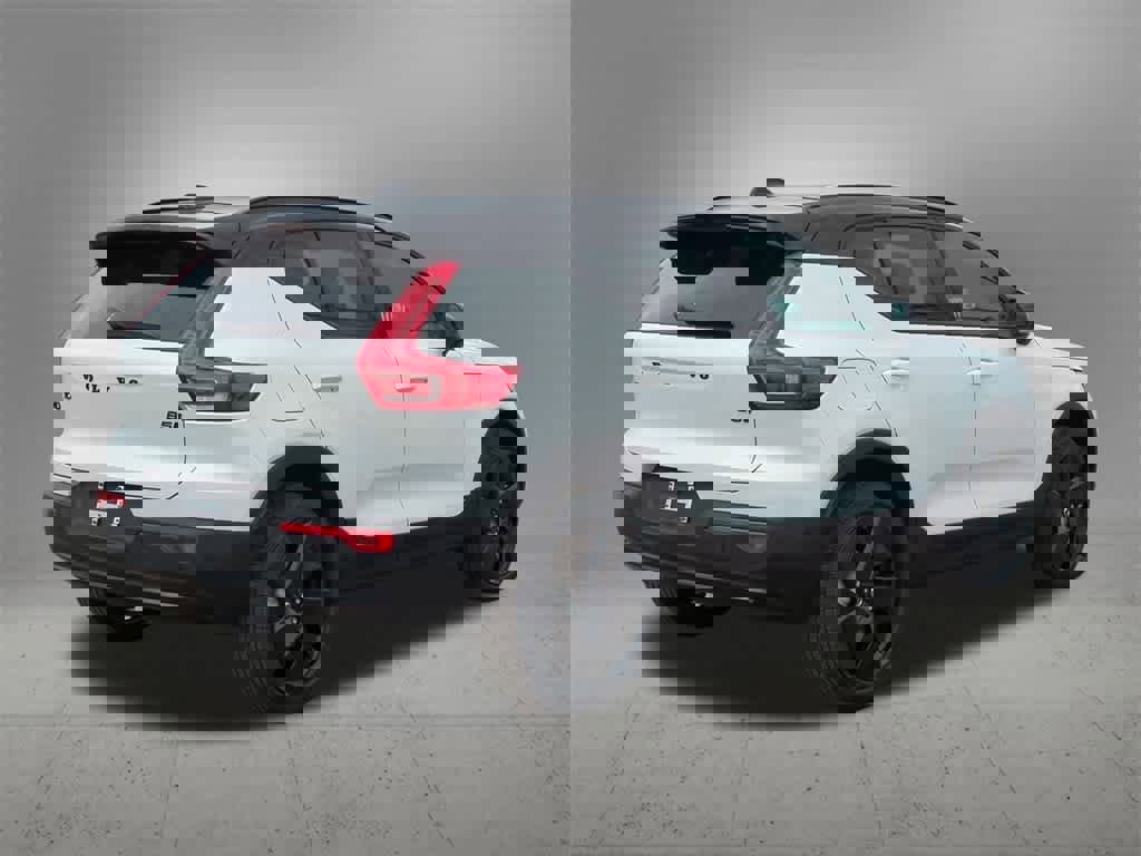 New 2026 Volvo XC40 B5 Ultra w/ Protection Package Premier image 6