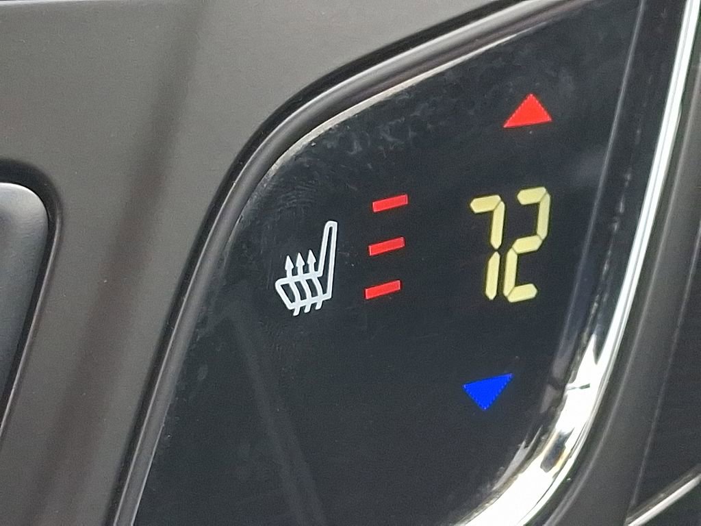 Used 2016 Buick Regal image 24