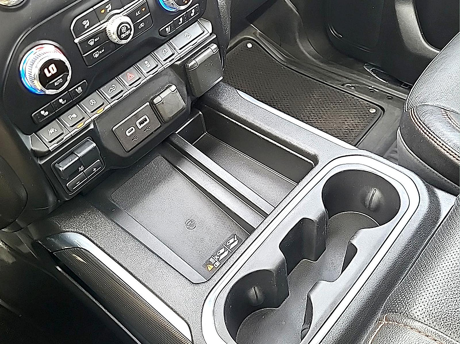Used 2021 GMC Sierra 1500 AT4 w/ AT4 Premium Package AWD/4WD image 25