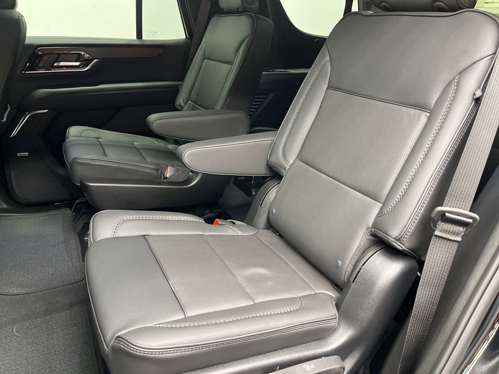 New 2026 GMC Yukon Denali w/ Sun & Power Step Package image 6