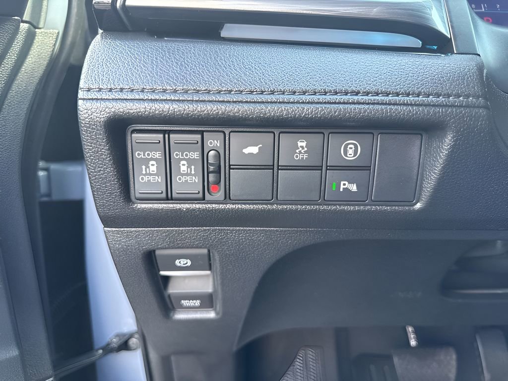 Used 2023 Honda Odyssey Elite image 25