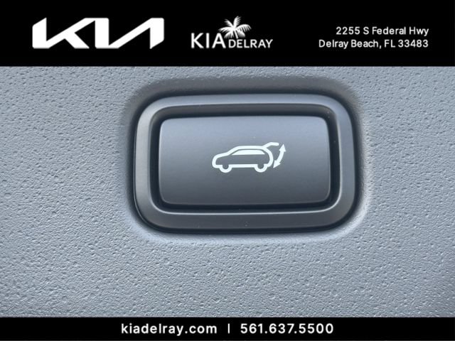 New 2026 Kia Niro SX Touring FWD image 9