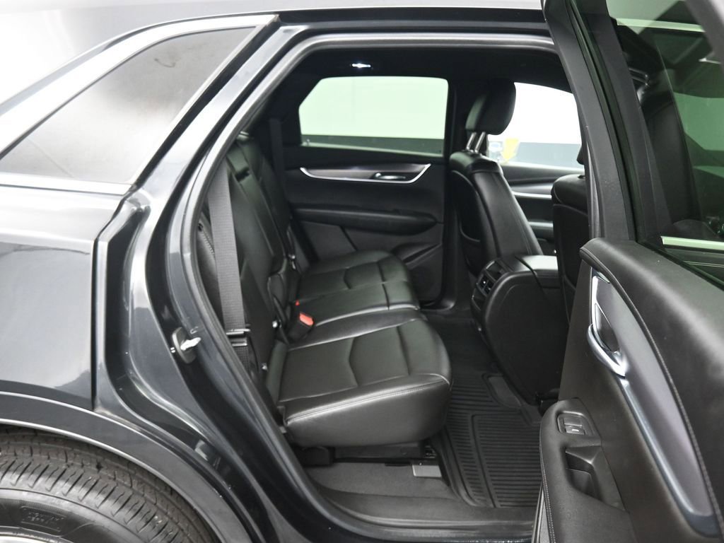 Used 2020 Cadillac XT5 Luxury FWD image 36