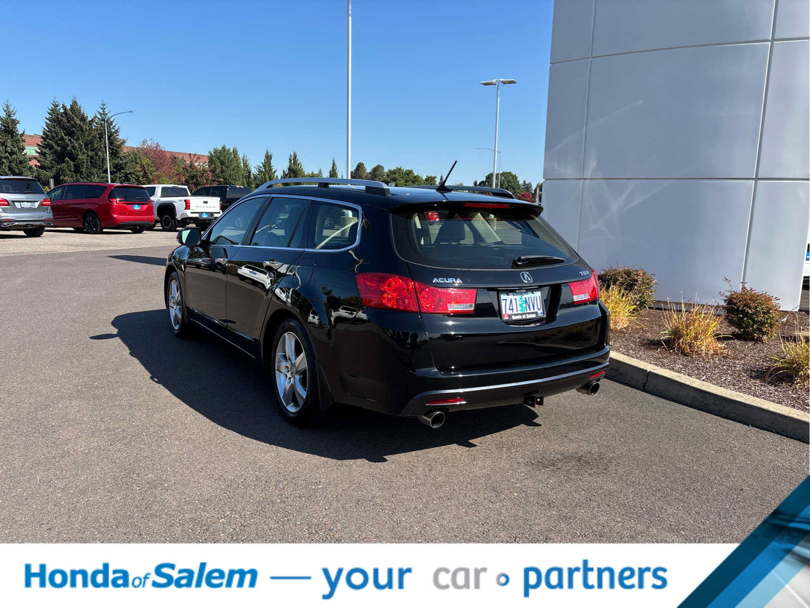 Used 2014 Acura TSX w/ Technology Package FWD image 3